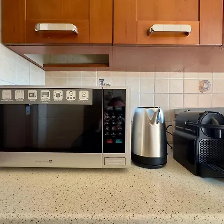 Comfort Corner Two Bedroom Apartment Cesano Boscone